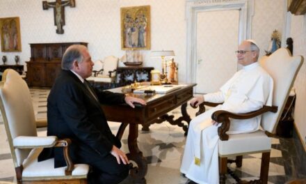 El papa León XIV recibió en audiencia privada al canciller argentino